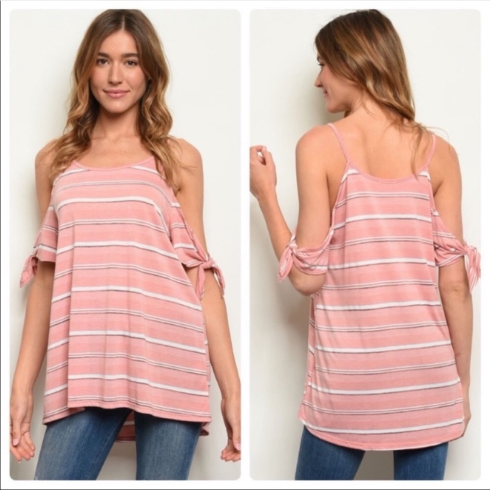 🆕 Super Cute Cold Shoulder Fun Striped Top - Picture 3 of 5